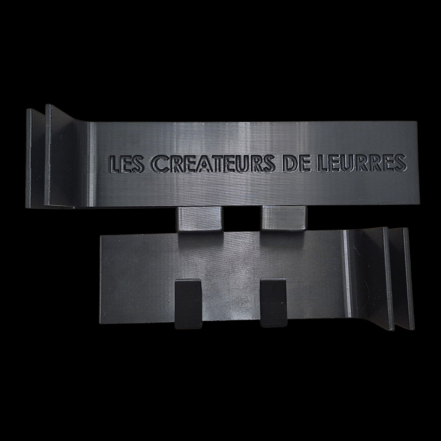 Équerres réglables pour fabrication de moules